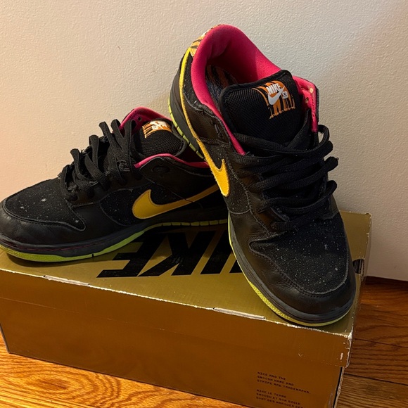 Nike SB Space Tigers Men’s 11.5